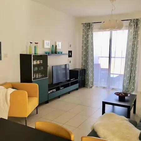 Ilona Seaview - License 3127
