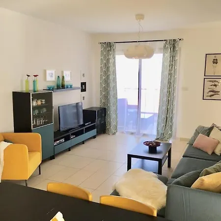 Ilona Seaview - License 3127 Πρωταράς