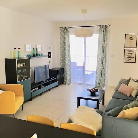 Ilona Seaview - License 3127 Πρωταράς